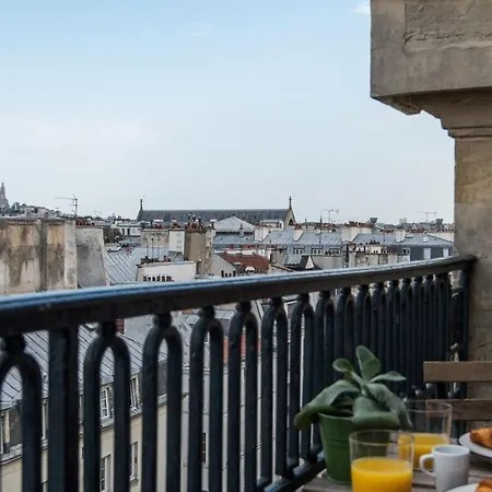 Eiffel&sacré Cœur View - Marais Design